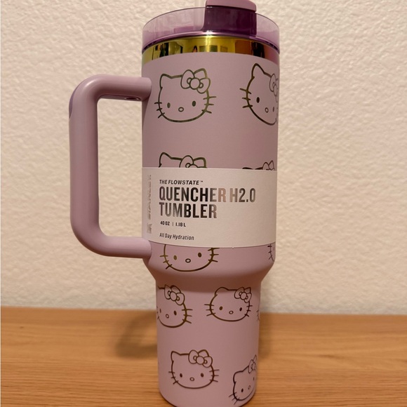 Hello Kitty x Stanley Purple Tumbler - Picture 6 of 7